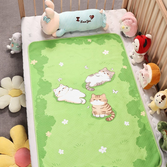 Landofgenie Adult Diaper Changing Pad 30 x 45.5 inches - A leisurely cat - landofgenie