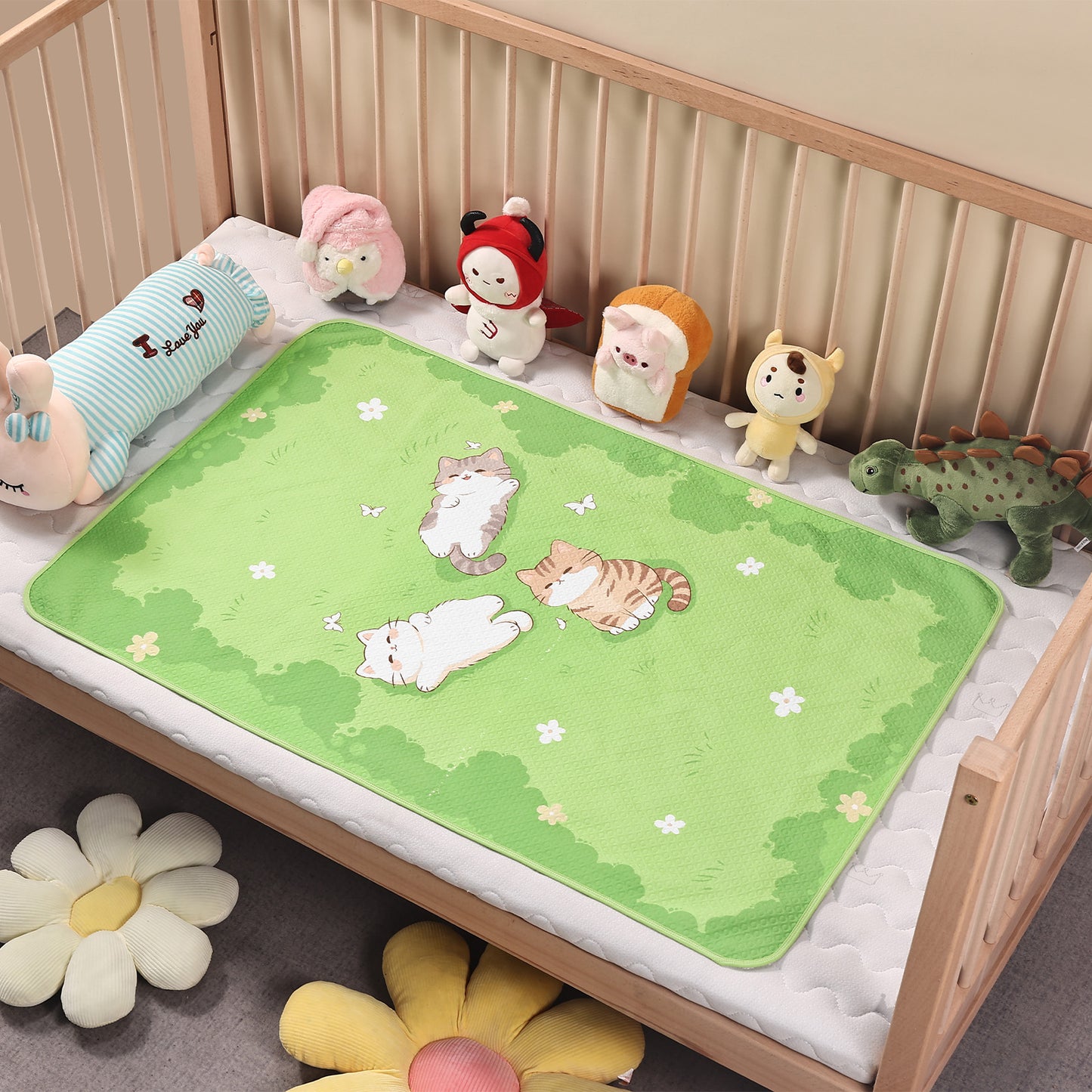 Landofgenie Adult Diaper Changing Pad 30 x 45.5 inches - A leisurely cat
