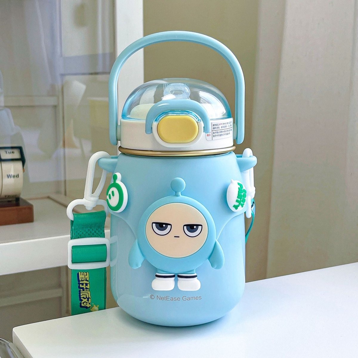Landofgenie Kawayi Anime Water Bottle 700ml Capacity - landofgenie